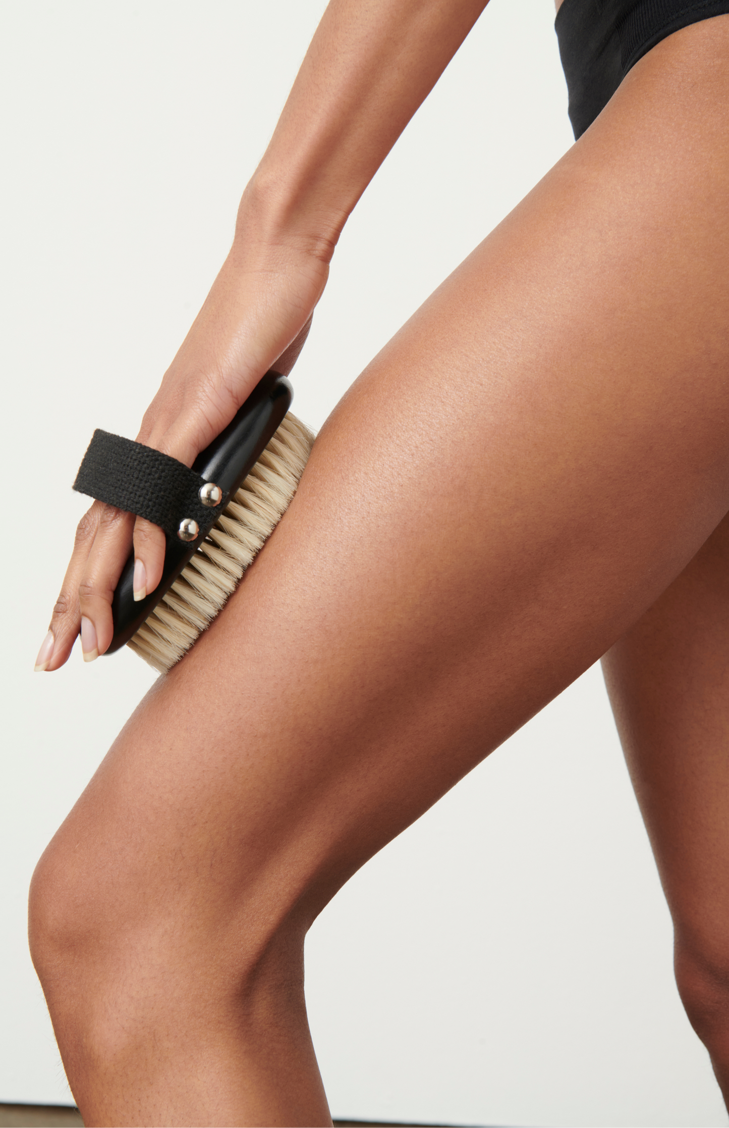 Attain Boosting Body Brush